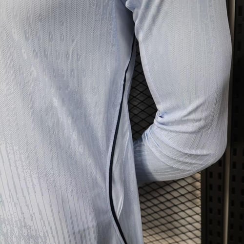 طقم منتخب الاوروغواي الاساسي كاس العالم 2026 كم طو...