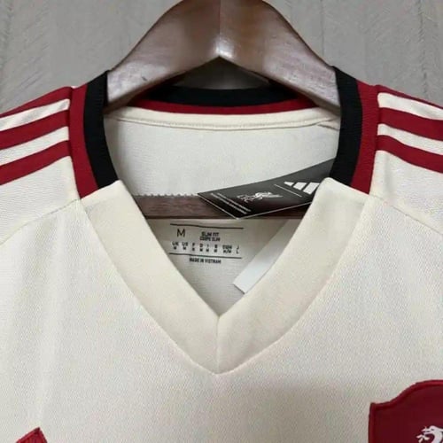 طقم ليفربول الاحتياطي 2025-2026 مقاس جامبو كم طويل