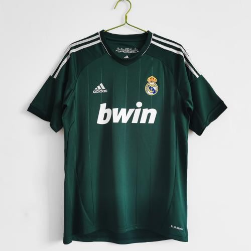 طقم ريال مدريد اخضر موسم 2012-2013