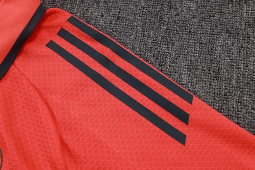 طقم تدريب صيفي بولو بايرن ميونخ 2025-2026 برتقالي