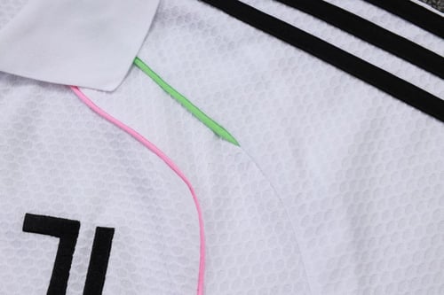 طقم تدريب صيفي بولو يوفينتوس 2025-2026 ابيض