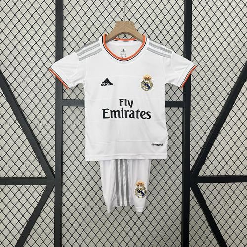 طقم ريال مدريد موسم 2013-2014 اطفال (ابيض)