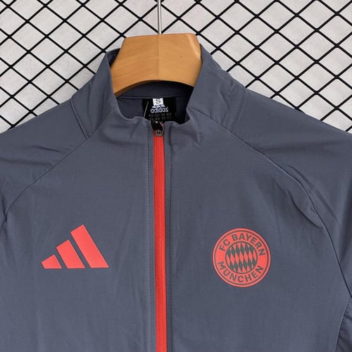 طقم تدريب شتوي بايرن ميونخ 2025-2026 ضد الماء رماد...