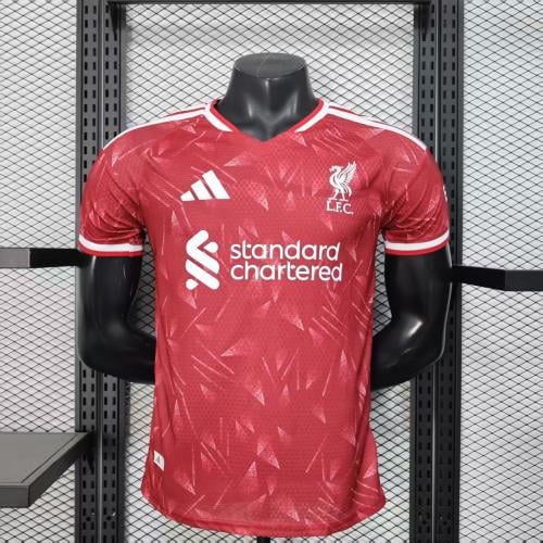 طقم ليفربول الاساسي 2026-2027