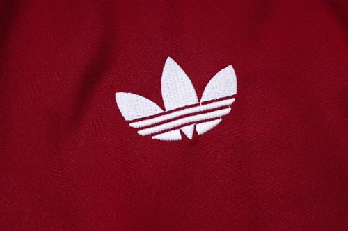 طقم تدريب ارسنال 2025-2026 عنابي سحاب كامل