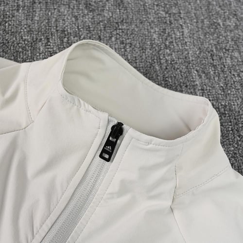 طقم تدريب شتوي ارسنال 2025-2026 ضد الماء ابيض