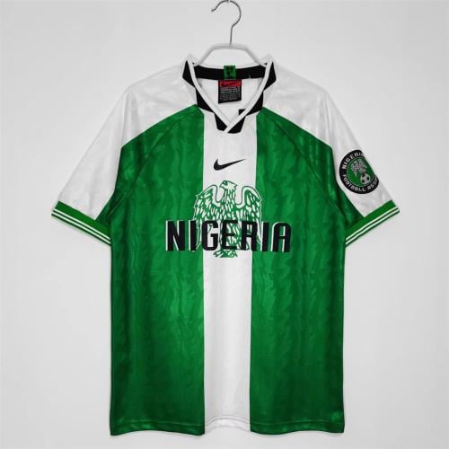 طقم منتخب نيجيريا موسم 1996 اخضر