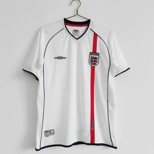 طقم منتخب انجلترا موسم 2001-2003 ابيض