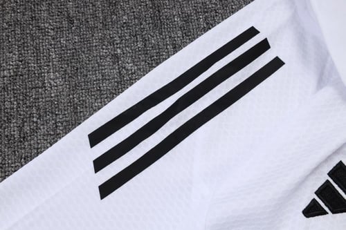 طقم تدريب صيفي بولو اياكس 2025-2026 ابيض