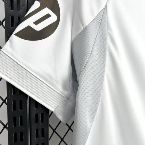 طقم ريال مدريد الاساسي 2025-2026 مقاس جامبو