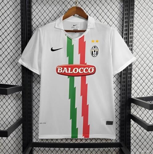 Juventus set 2010-2011 season white