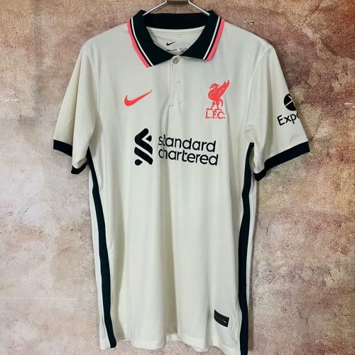 طقم ليفربول موسم 2022-2021 ابيض
