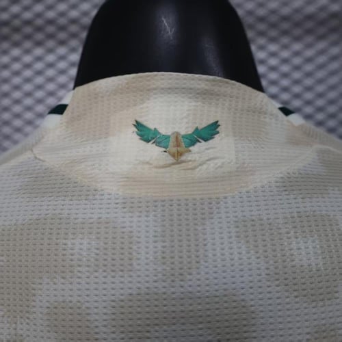 طقم المنتخب السعودي الاحتياطي 2025-2026