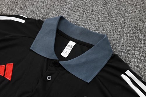 طقم تدريب صيفي بولو مانشستر يونايتد 2024-2025 اسود