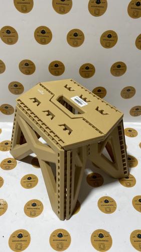 كرسي بلاستيك قابل للصفط ارتفاع ٢٣ سم