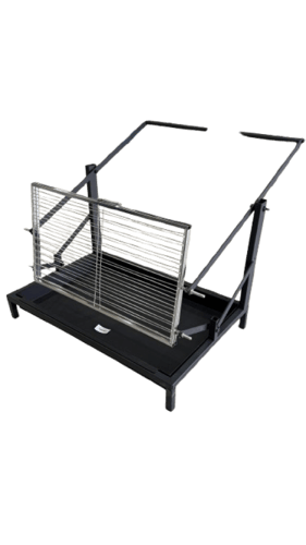 منقل مع شبك شوي متحرك يدوي مقاس الشبك ٥٨/٣٤ سم