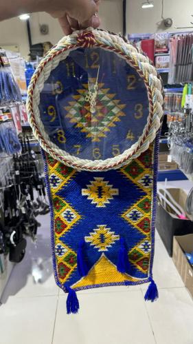 ساعة جدارية شعبية مع قماش سورية