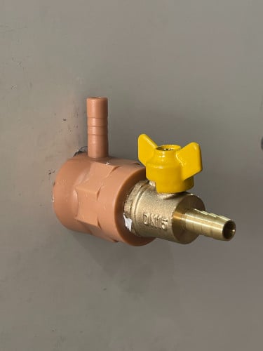 بزبوز مع قاعدة مغناطيس وكوع بلاستيك