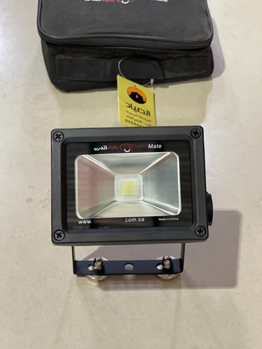 كبس الساحة من رفيق الدرب 10 واط يعمل على ولاعة الس...