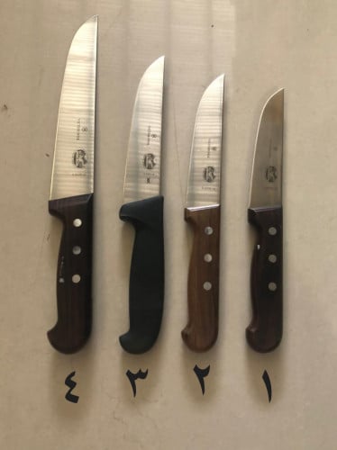 سكاكين سويسرية بمقاسات مختلفة