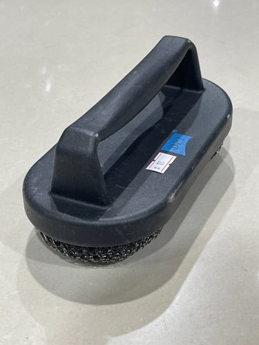 سلك استيل لتنظيف شبوك الشوي مزدوج مع مقبض بلاستيك