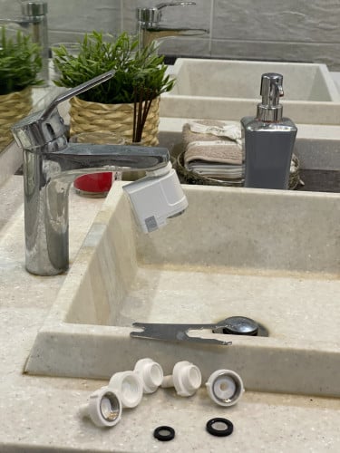 المغسلة الذكية مع كاميرا حساس جانبية وسفلية لتعمل...