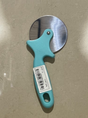 قطاعة البيتزا والمعجنات اليدوية مع شفرة استيل