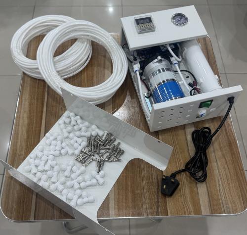 صندوق جهاز رذاذ 36 فولت متكامل مكون من 28 راس و 60...