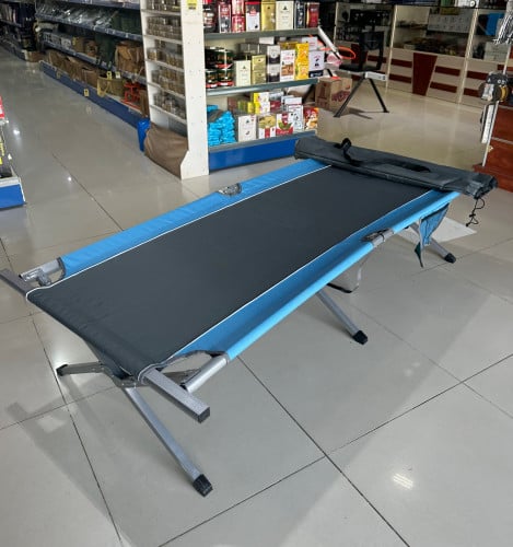 سرير نوم يتصفط بمقاسين