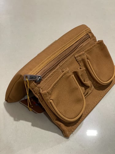 تكاية جانبية رملي تثبت على باب السيارة مع مخابي وس...