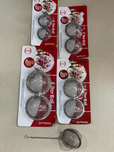 مصفاة وشخال المعاميل على شكل كورة مع سلسلة