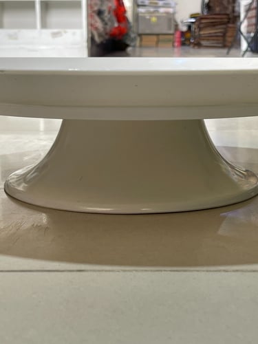 صحن ملامين أبيض 46 سم مع قاعدة قابلة للفك