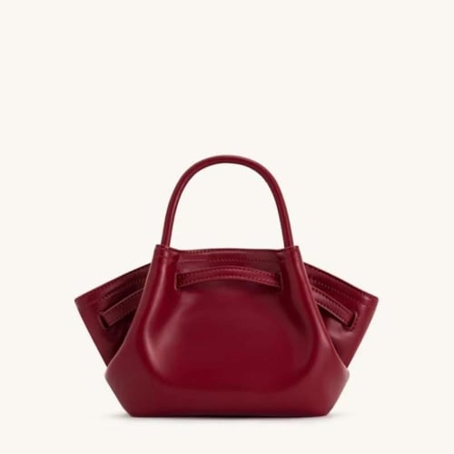 JW PEI ( جي دبليو + برغندي)