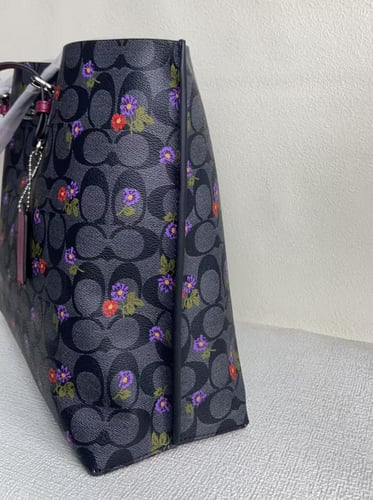 كوتش توت باق بلاك فلاور | حجم لارج