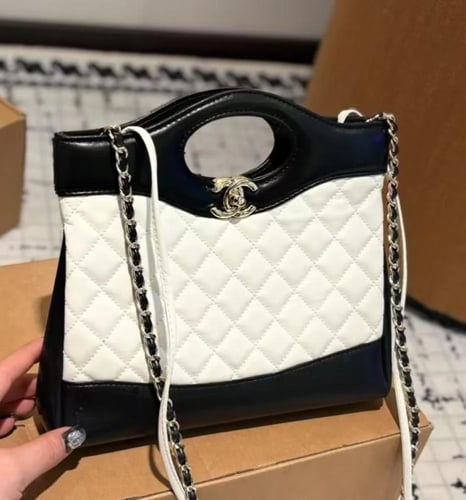 حقيبة شانيل CHANEL