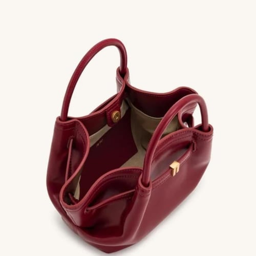 JW PEI ( جي دبليو + برغندي)