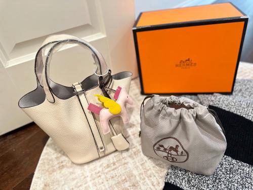 Hermès - حقيبة دلو هرمز ( ابيض)