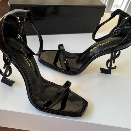 كعب YSL سان لوران ( مع الملحقات )