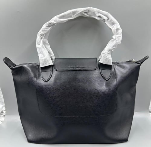 لونق تشامب جلد ( اسود )