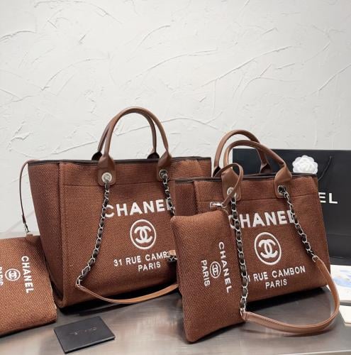 توت باق شانيل بني CHANEL