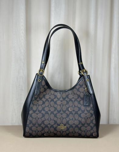 حقيبة كتف إيرين / اسود كوتش Erin Shoulder ( لارج)