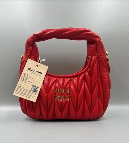 ( احمر ) miu miu - red