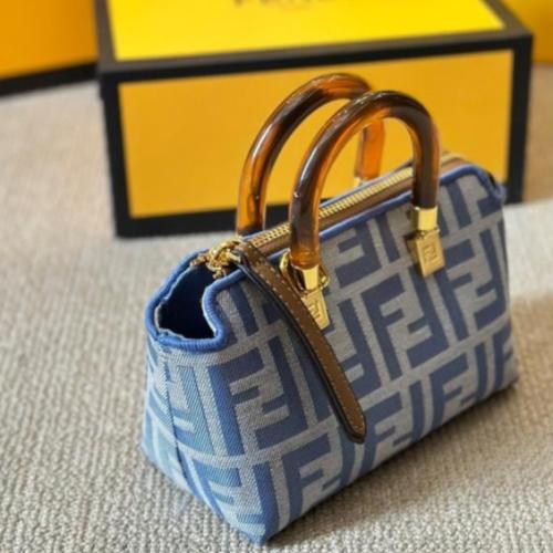 فـندي ( ازرق ) - Fendi