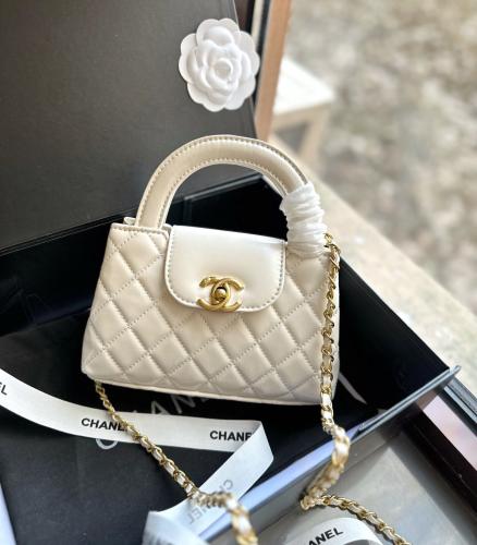 حقيبة شانيل ابيض / chanel Kelly 23