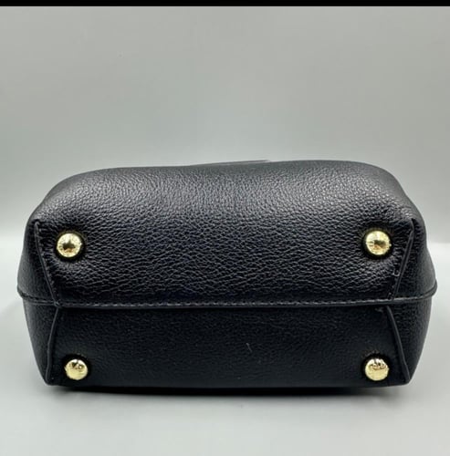 بولين اسود - Polene