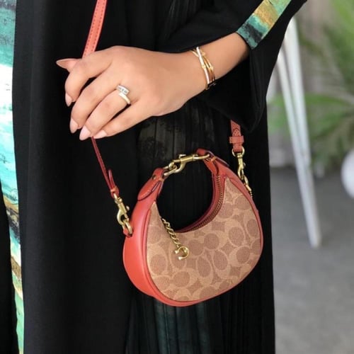 Coach Jonie ( كوتش جوني بني )