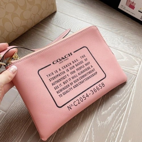 ( كوتش وردي دبل فيس ) Pink coach