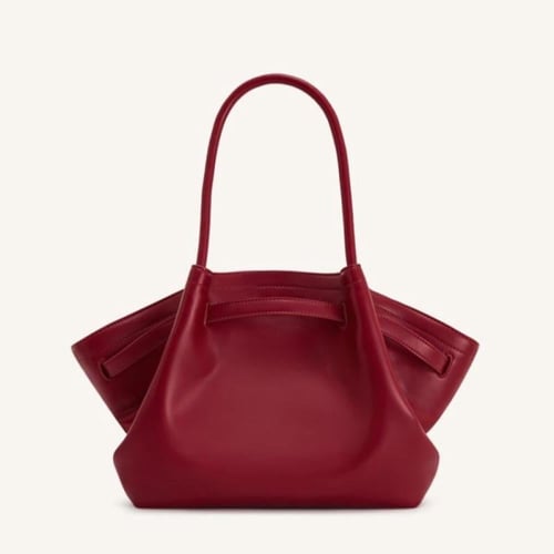 JW PEI ( جي دبليو + برغندي)