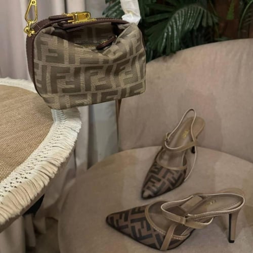 طقم فندي حقيبة + كعب بيج مع الملحقات /Fendi packag...