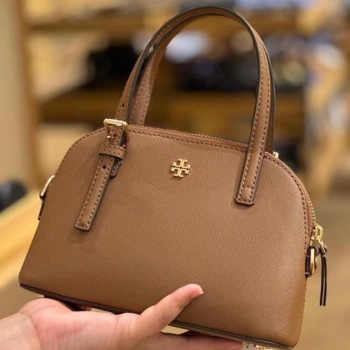 ( بني مطفي ) توري بورش Tory Burch